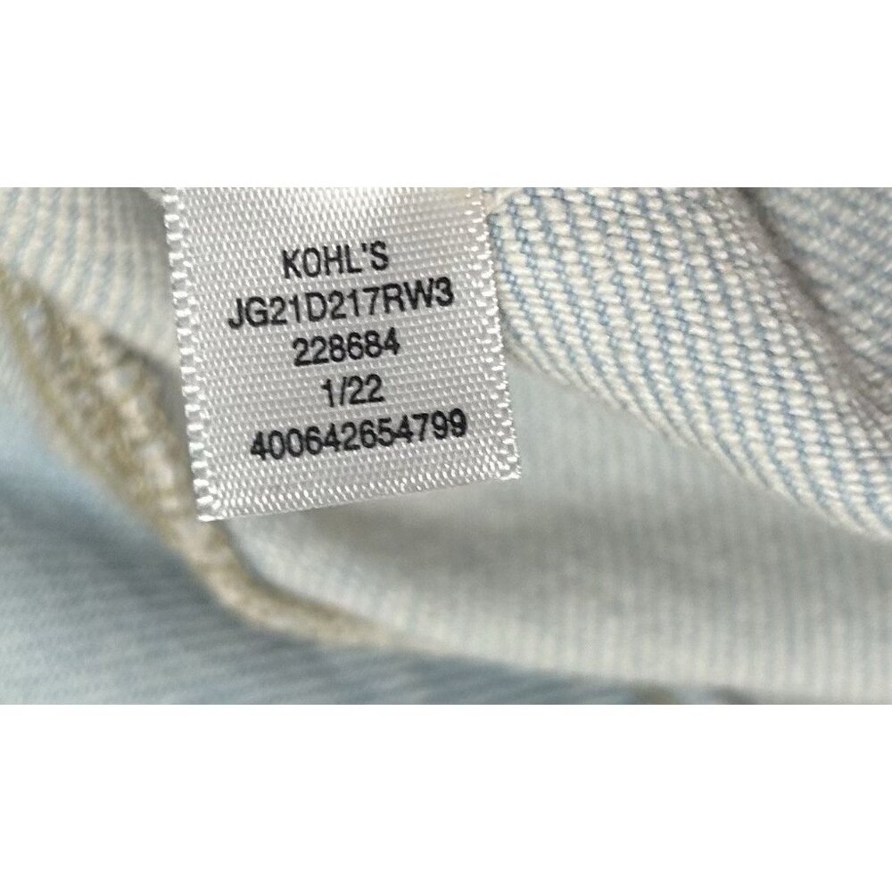 SO Super High Rise Wide Leg Jeans 13/31W Light Wash Distressed Casual Minimalist - Picture 11 of 14